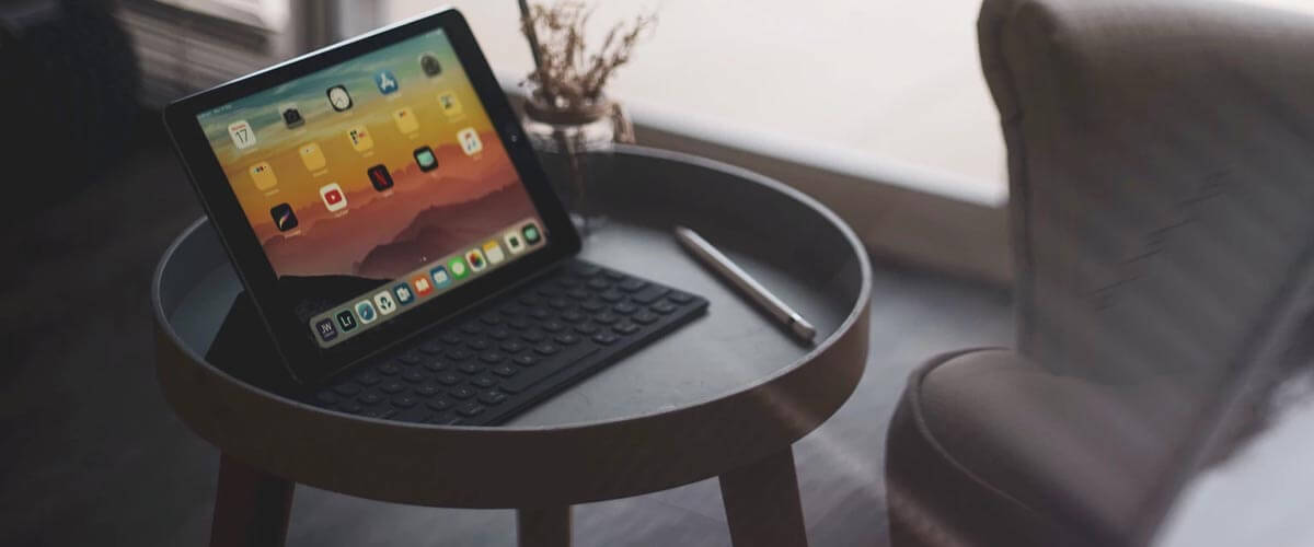 iPad 2019 met Smart Keyboard