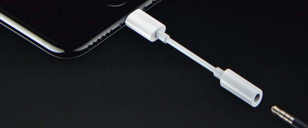 iPhone headphone jack en lightning connector